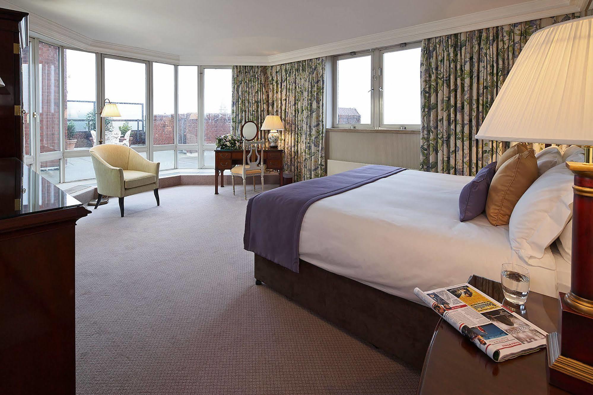 Cheval Thorney Court At Hyde Park Aparthotel London Exterior photo